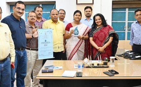 ଜାତୀୟ ପୁରƯାର Ȅାƌି ପେର ମſୀŋୁ ସାŁାତ କେଲ ଜଳସƓଦ ବଭିାଗର ଅǇକାରୀ  ନିƪାର ସହ ଆଗକୁ ଆହୁରି ଭଲ କାମ କରିବାକୁ ପରାମଶƽ