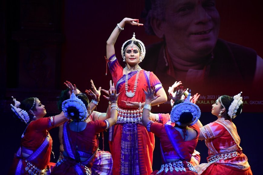 ODISSI DANCE ENSEMBLE PERCEIVED ON CONCLUDING DAY OF 37TH SRADHANJALI SAMAROHA