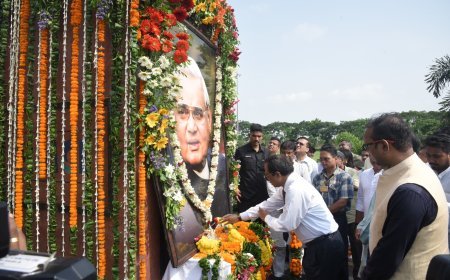 AIIMS BHUBANESWAR PAYS HEARTFELT TRIBUTES TO BHARAT RATNA ATAL BIHARI VAJPAYEE ON PUNYATITHI
