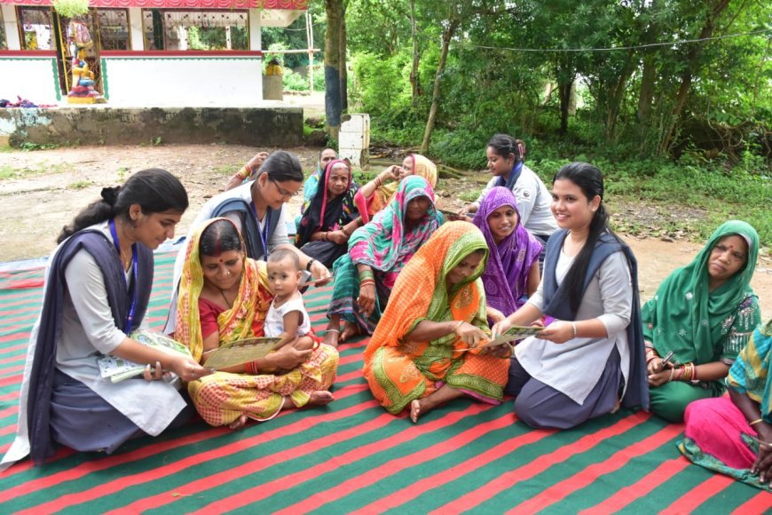 ଚାଷ ଓ ଚାଷୀଙ୍କୁ ସ୍ୱାବଲମ୍ବି କରିବ ଜୈବିକ କୀଟନାଶକ; ସୋଆ ଛାତ୍ରଗୋଷ୍ଠୀଙ୍କ ଦ୍ୱାରା ଗ୍ରାମାଞ୍ଚଳ ଚାଷୀଙ୍କୁ ମିଳିଲା ପ୍ରଶିକ୍ଷଣ