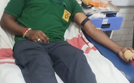 108 AMBULANCE CREW GIVES NEW LIFE TO ANEMIA PATIENT BY DONATING BLOOD