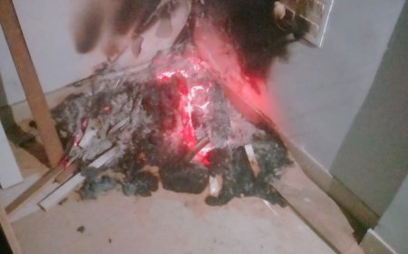 FIRE BREAKS OUT AT METRO TOWER IN BHUBANESWAR; TWO PERSONS RESCUED