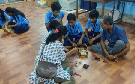 WHEN BAREFOOT COLLEGE STAFF MET GVHS FOR A LEARNING EXPERIENCE
