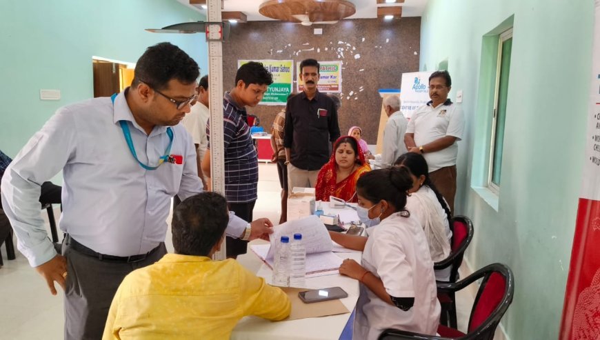 ଜୟ ମା ଭବାନୀ ଟ୍ରଷ୍ଟ ପକ୍ଷରୁ ଝଙ୍କଡ଼ ମା ଶାରଳା ଙ୍କ ମନ୍ଦିର ପାଖରେ ଥିବା ଶାରଦା ଏକାଡେମୀରେ ମାଗଣା ସ୍ୱାସ୍ଥ୍ୟ ପରୀକ୍ଷା ଶିବିର ଅନୁଷ୍ଠିତ