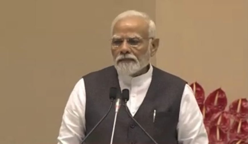 LEGAL FRATERNITY PLAYS VERY IMPORTANT ROLE IN BUILDING OF ANY COUNTRY: PM MODI