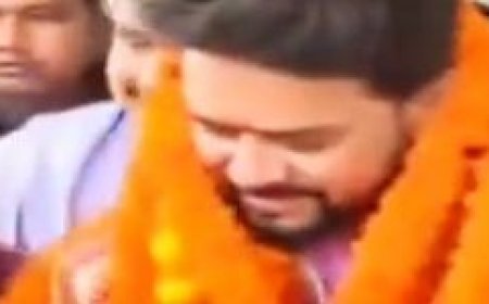 UNION MINISTER ANURAG THAKUR ARRIVES IN BHUBANESWAR, URGES ODISHA GOVERNMENT TO IMPLEMENT JAL JEEVAN MISSION
