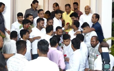 SEVERAL ORGANISATIONS MEET 5T CHAIRMAN VK PANDIAN AT NAVEEN NIWAS