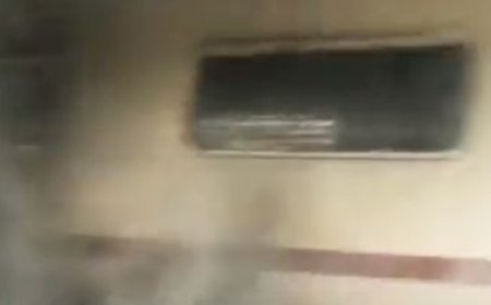 FIRE BREAKS OUT IN TRAIN AT PURI RAILWAY STATION