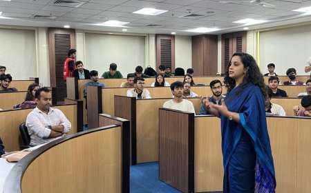 NMIMS BENGALURU HOSTS INTERACTIVE AND YOUTHFUL Y20 TALK ON SHARED FUTURE: YOUTH IN DEMOCRACY AND GOVERNANCE
