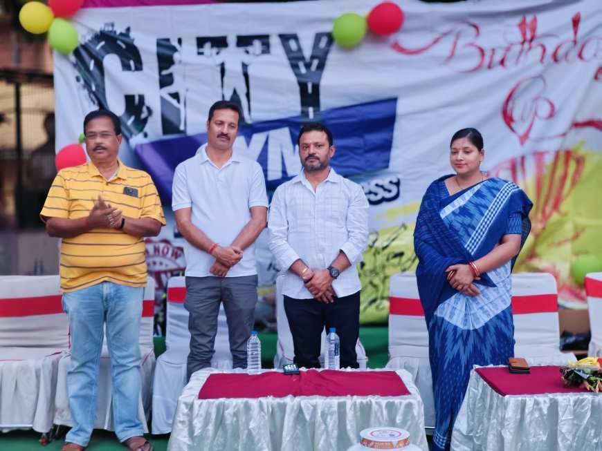 ସହିଦ ସ୍ପୋର୍ଟିଙ୍ଗ୍ ପଡ଼ିଆ ଠାରେ ଟେନିସ ବଲ କ୍ରିକେଟ ଟୁର୍ଣ୍ଣାମେଣ୍ଟ ଆୟୋଜିତ