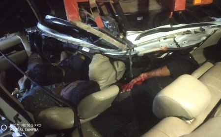 TWO DEAD AFTER CAR HITS STATIONARY TRUCK ON BHUBANESWAR OUTSKIRTS