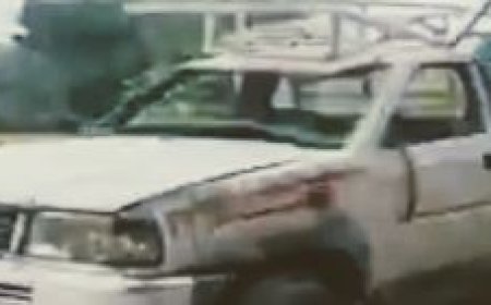 15 INJURED AS PICK-UP VAN OVERTURNS IN BALANGIR