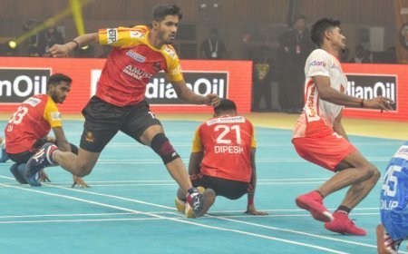 GUJARAT GIANTS IN FINAL AFTER DOWNING DEFENDING CHAMPIONS ODISHA JUGGERNAUTS IN ULTIMATE KHO KHO SEASON 2