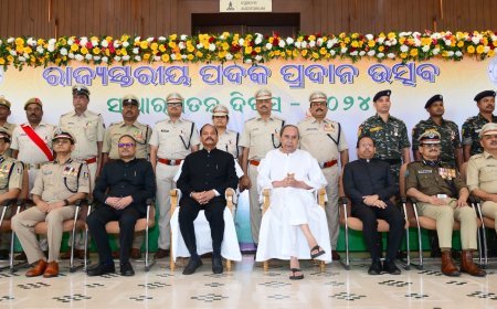 37 ODISHA POLICE PERSONNEL RECEIVE POLICE MEDALS