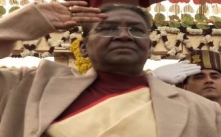PRESIDENT DROUPADI MURMU UNFURLS NATIONAL FLAG