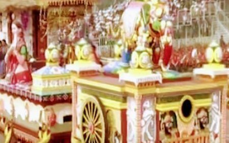 ODISHA TABLEAU SHOWCASED IN REPUBLIC DAY PARADE IN DELHI WINS FIRST PRIZE
