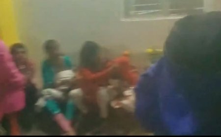 15 TOURISTS INJURED AFTER BUS HITS DUMPER IN BALASORE