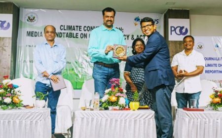 WORKSHOP TITLED CLIMATE CONVERSATIONS: MEDIA ROUND-TABLE ON CLIMATE POLICY & ACTION HELD IN BHUBANESWAR