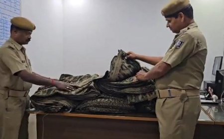 ଯୁଦ୍ଧ ପୋଷାକ କପଡ଼ା ବିକ୍ରି ଅଭିଯୋଗରେ ଚଢ଼ାଉ