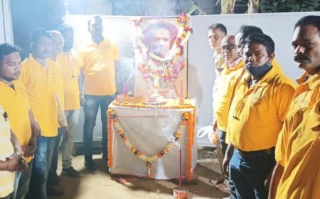 ପ୍ରକାଶ ସ୍ବାଇଁଙ୍କୁ କଟକ ବସ କର୍ମଚାରୀ ସଂଘ ତରଫରୁ ଶ୍ରଦ୍ଧାଞ୍ଜଳି