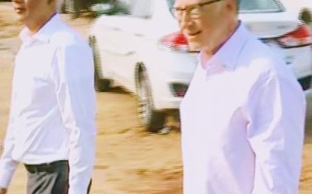 BILL GATES VISITS MAA MANGALA BASTI IN BHUBANESWAR