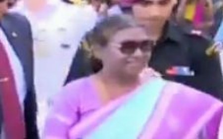 PRESIDENT DROUPADI MURMU REACHES ODISHA'S MAYURBHANJ