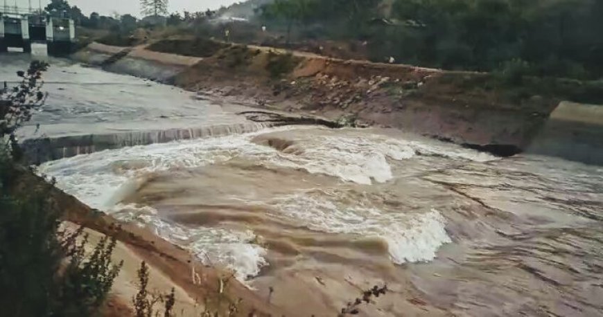 ଭାଙ୍ଗିଲା ଇନ୍ଦ୍ରାବତୀ ଦକ୍ଷିଣ ମୁଖ୍ୟ କେନାଲ, ଗାଁ ଭିତରେ ପାଣି