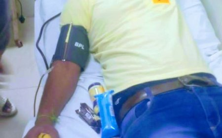 108 AMBULANCE CREWS GIVE NEW LIFE TO CRITICAL PATIENTS BY DONATING BLOOD