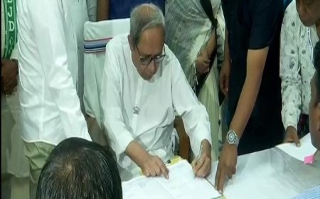 ନାମାଙ୍କନ ଦାଖଲ କଲେ ମୁଖ୍ୟମନ୍ତ୍ରୀ ନବୀନ ପଟ୍ଟନାୟକ