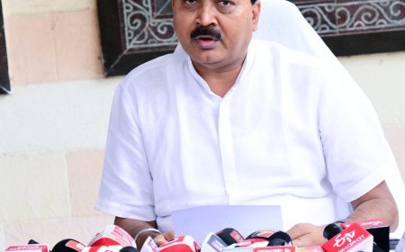 ODISHA SRC EMPHASISES ON MIKING ON HEAT WAVE PRECAUTIONS