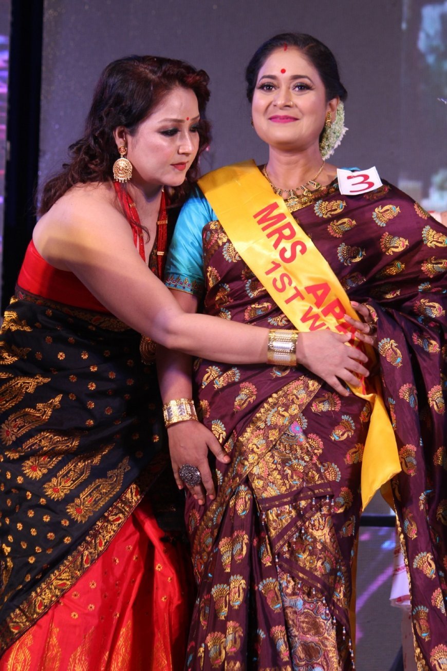 Karabi Goswami awarded with Mrs Aparupa 2024