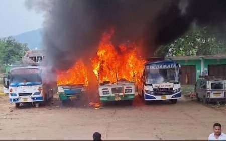 ଜଳିଗଲା ୪ଟି ବସ୍