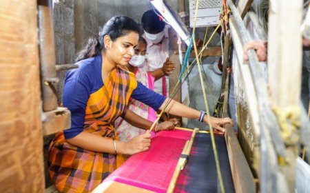 JIOMART COLLABORATES WITH JASCOLAMPF AND JHARCRAFT TO SHOWCASE JHARKHAND'S INGENIOUS CRAFTS
