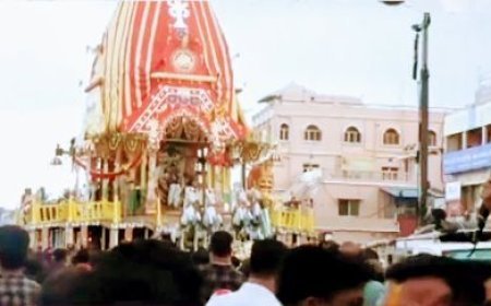 ସନ୍ଧ୍ୟାରେ ମହାପ୍ରଭୁଙ୍କ ଆଡ଼ପମଣ୍ଡପ ବିଜେ