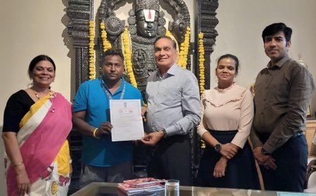 इंडियन डेफ क्रिकेट और बीसीसीआई लेवल-1 कोच देवदत्त बघेल का वेंकटेश्वर स्कूल द्वारा सम्मान
