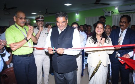 ଜାତୀୟ ଆଇନସେବା ପ୍ରାଧିକରଣ କାର୍ଯ୍ୟନିର୍ବାହୀ ଅଧ୍ୟକ୍ଷଙ୍କ ଝାରପଡ଼ା ଜେଲ୍‌ ପରିଦର୍ଶନ