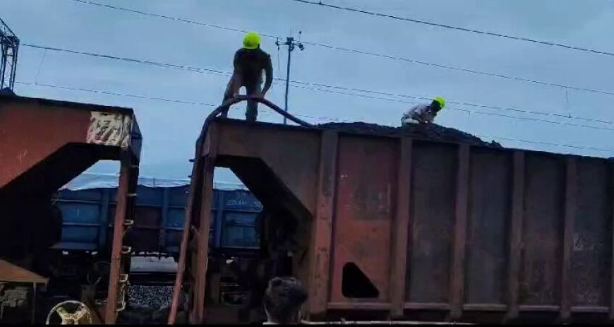 ଚଳନ୍ତା ଟ୍ରେନ୍ ରେ ନିଆଁ