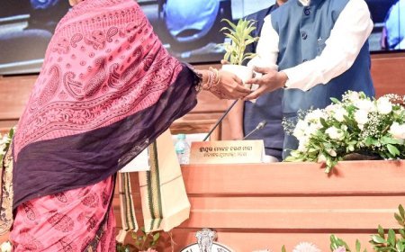 ନିର୍ମାଣ ଶ୍ରମିକଙ୍କ ପାଇଁ ପୂର୍ବରୁ ମିଳୁଥିବା ସହାୟତା ରାଶିକୁ ବୃଦ୍ଧି କଲେ ମୁଖ୍ୟମନ୍ତ୍ରୀ