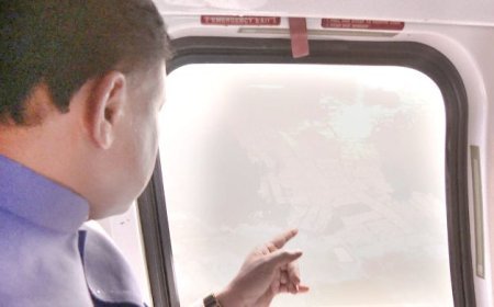 ବାତ୍ୟାଞ୍ଚଳ ପରିଦର୍ଶନ ପରେ ତୁରନ୍ତ କ୍ଷୟକ୍ଷତି ଆକଳନ ପାଇଁ ସବୁ ସମ୍ପୃକ୍ତ ବିଭାଗକୁ ନିର୍ଦ୍ଦେଶ ଦେଲେ ମୁଖ୍ୟମନ୍ତ୍ରୀ