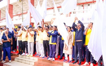 Odisha CM flags off Run for Unity marathon in Bhubaneswar