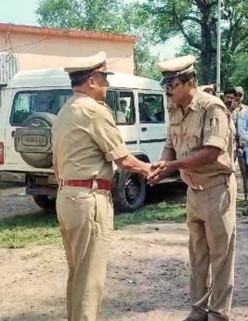 Odisha DGP reviews situation in Bhadrak after communal tension