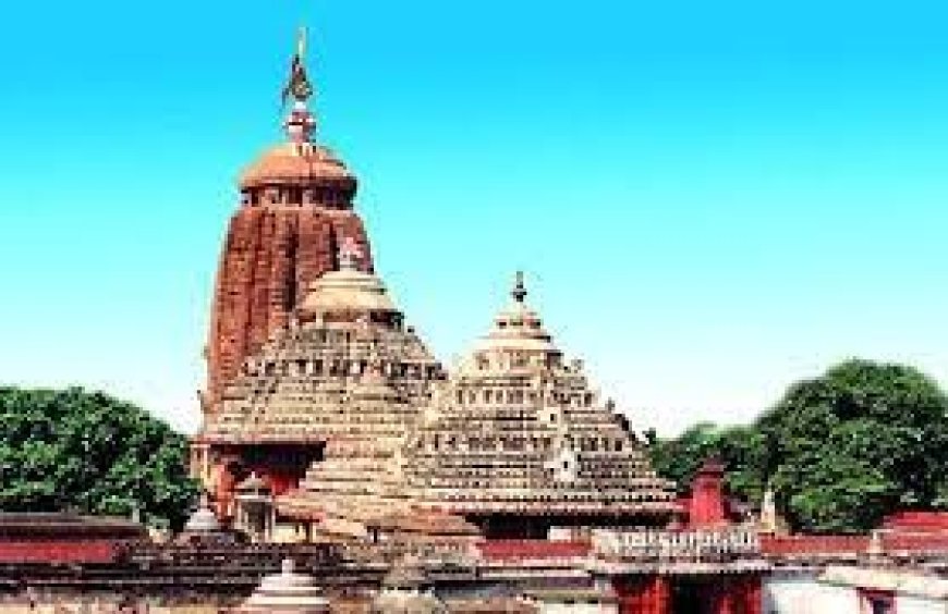 Collapsible wooden barricading system at Puri Srimandir soon