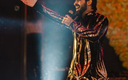 Fans laud Sagar Bhatia for carrying Nusrat Fateh Ali Khan's legacy ahead with his sufi music*