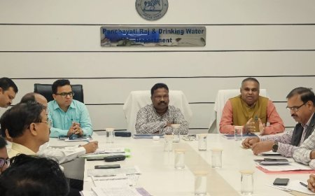 ଓଡ଼ିଶାର ପାଇପ ଜଳ ଯୋଗାଣ ପ୍ରକଳ୍ପର କାର୍ଯ୍ୟକାରିତା ନେଇ ମନ୍ତ୍ରୀ ରବି ନାରାୟଣ ନାଏକଙ୍କ ସମୀକ୍ଷା