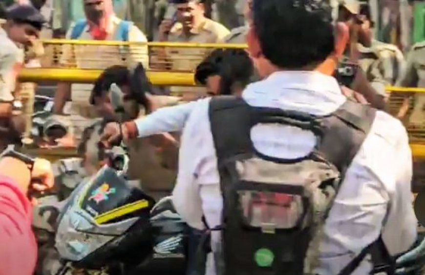 Congress workers stung by honey bees during protest in Bhubaneswar