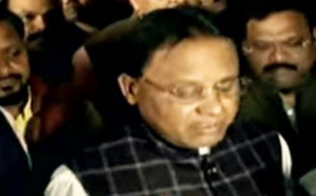 Odisha CM returns from Delhi