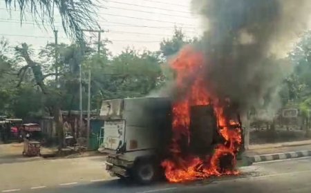 BMC's garbage lifting vehicle catches fire