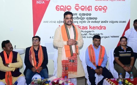 Industry Minister Shri Sampad Chandra Swain inaugurates Lok Vikas Kendra at Nuagarh built by AM/NS India