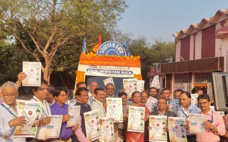 One Week One Theme Vigyan Rath flagged off at CSIR-IMMT