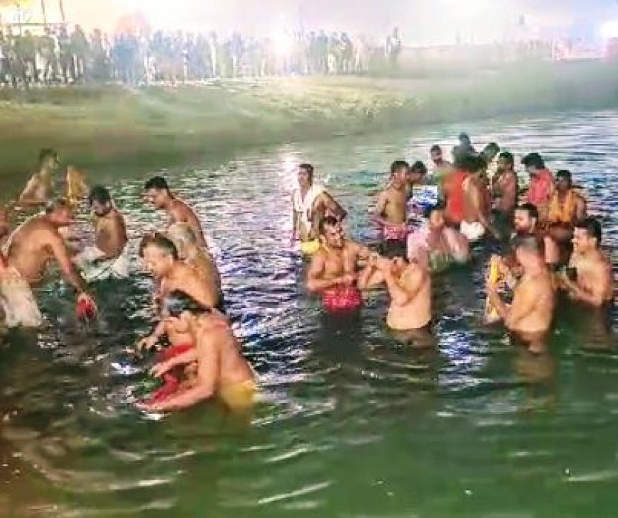 Thousands of devotees take holy dip at Chandrabhaga on Magha Saptami